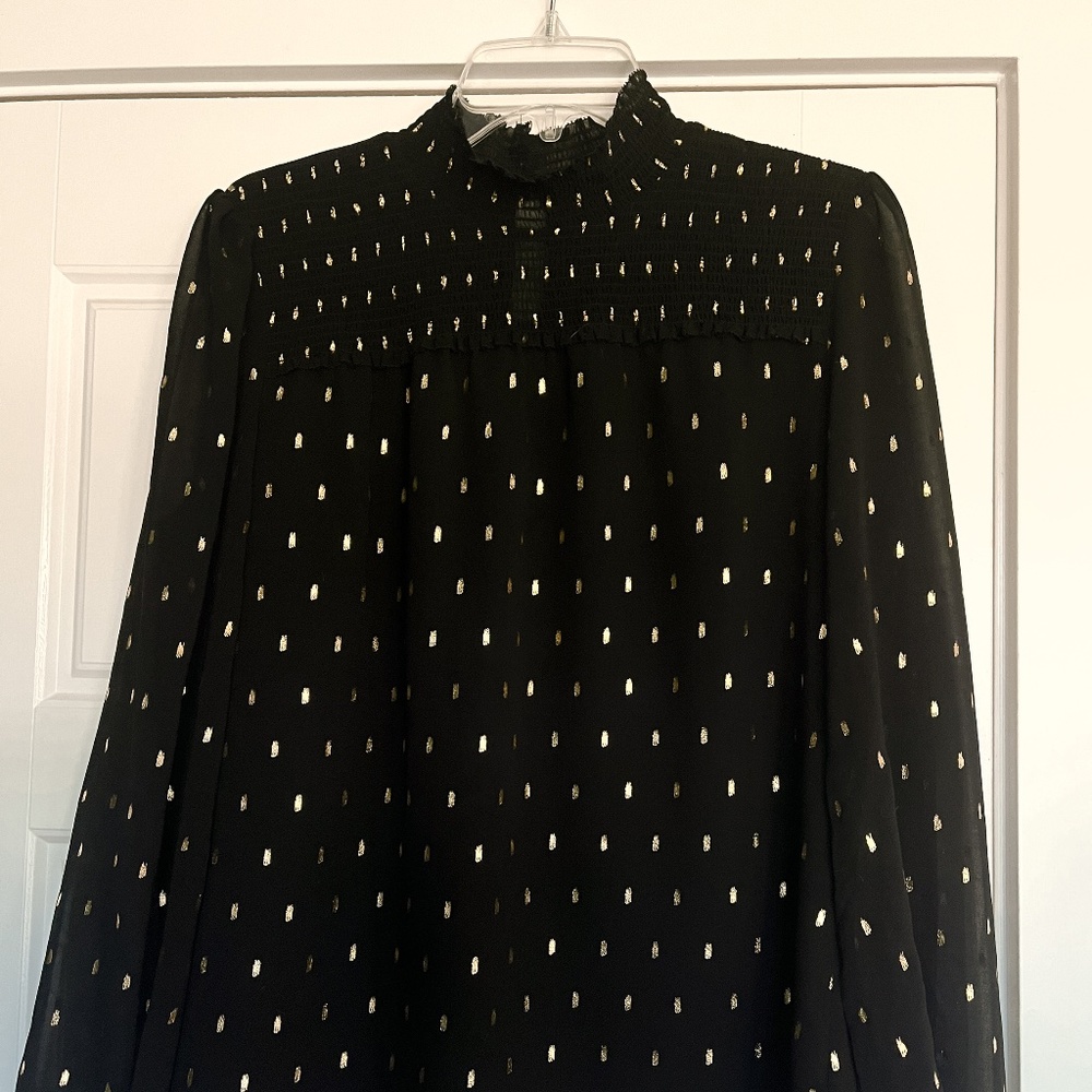 NWT Medium White House Black Market black + gold Metallic Mock Neck Blouse
